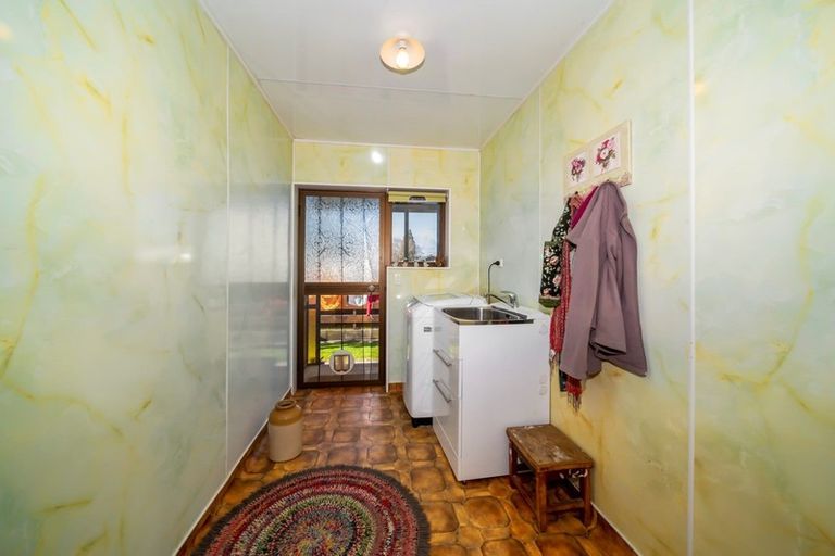Photo of property in 32 Graham Street, Eltham, 4322