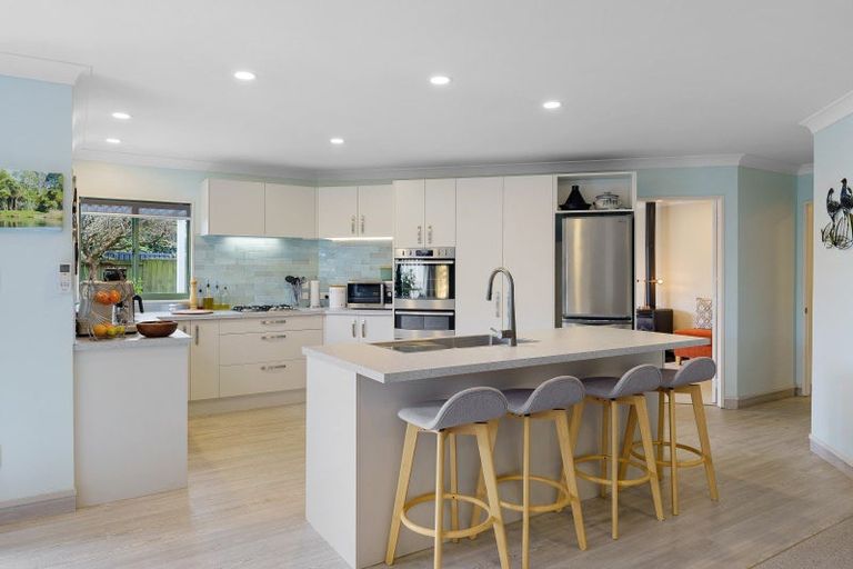 Photo of property in 7 Caughley Place, Otaki Beach, Otaki, 5512