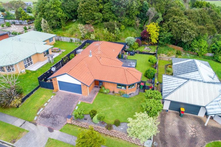 Photo of property in 39 Ayrshire Drive, Grandview Heights, Hamilton, 3200