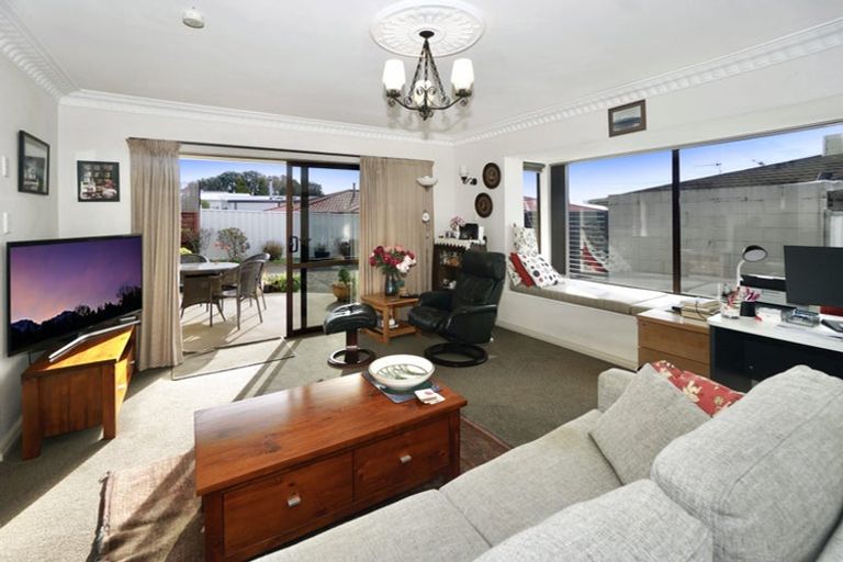 Photo of property in 8b Stewart Street, Te Puke, 3119