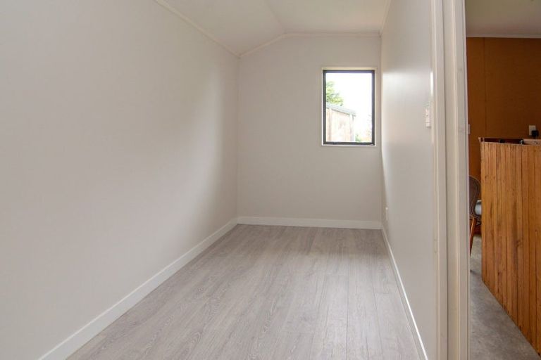 Photo of property in 23 Cashmere Drive, Fitzherbert, Palmerston North, 4410