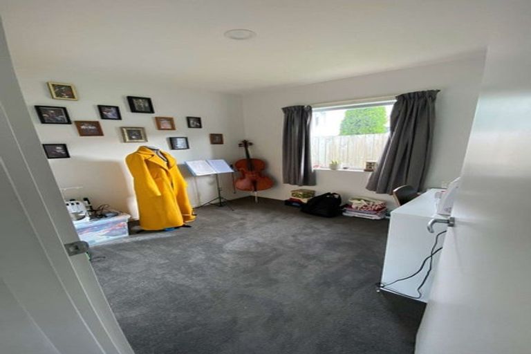 Photo of property in 16a Dowding Street, Melville, Hamilton, 3206