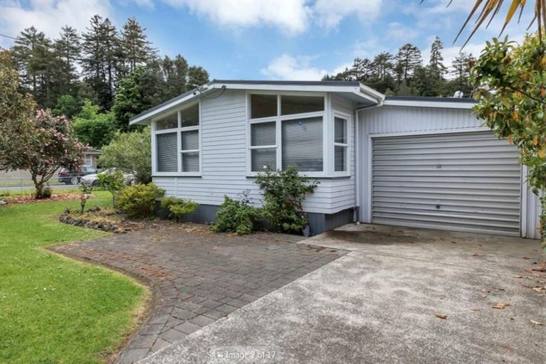 Photo of property in 1 Willow Place, Horahora, Whangarei, 0110
