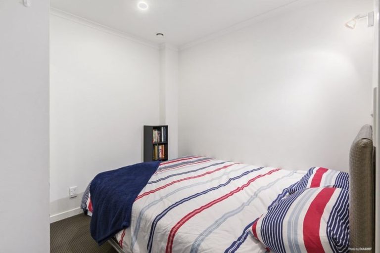 Photo of property in Terrace Heights Apartments, 12d/163 The Terrace, Wellington Central, Wellington, 6011
