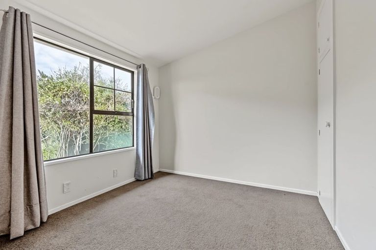 Photo of property in 4 Pawaho Place, Heathcote Valley, Christchurch, 8022