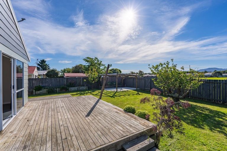 Photo of property in 26 Linwood Drive, Paraparaumu, 5032