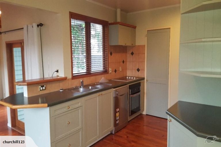 Photo of property in 15 Stewart Place, Melville, Hamilton, 3206