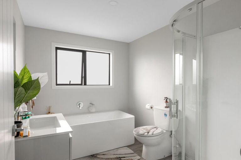 Photo of property in 14 Bentham Street, Westport, 7825