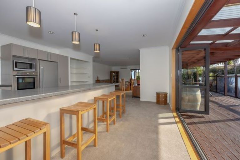 Photo of property in 118 Lachlan Avenue, Hawea Flat, Wanaka, 9382