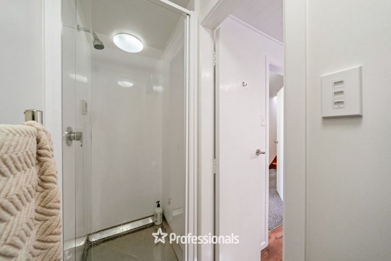 Photo of property in 215 Whites Line East, Waiwhetu, Lower Hutt, 5010