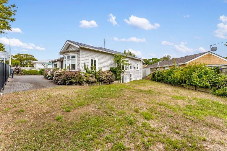 Photo of property in 57 Green Lane East, Remuera, Auckland, 1050