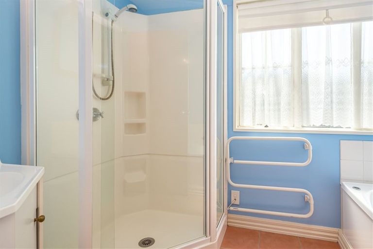 Photo of property in 255 Maidstone Road, Avonhead, Christchurch, 8042