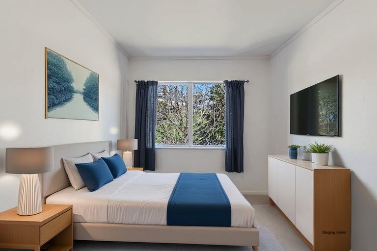 Photo of property in 131c View Road, Sunnyvale, Auckland, 0612