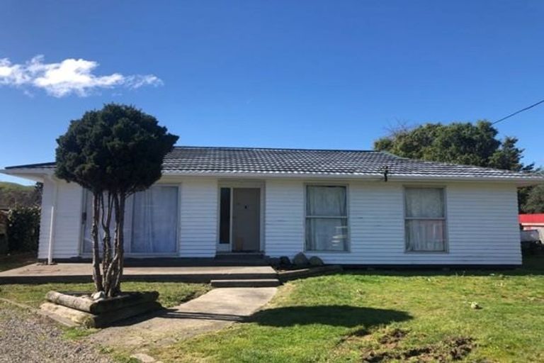 Photo of property in 9b Milne Street, Hunterville, 4730
