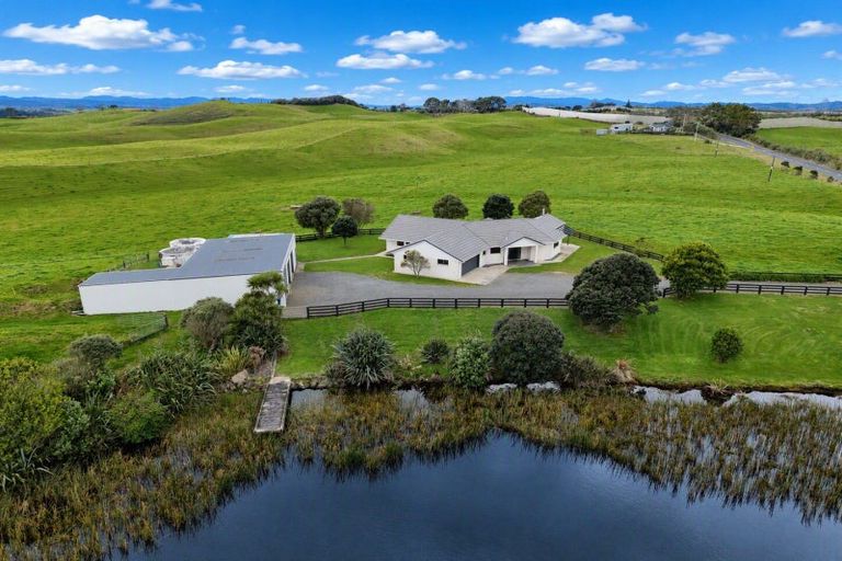 Photo of property in 1200 Redhill Road, Te Kopuru, Dargaville, 0371