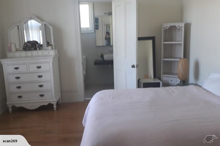 Photo of property in 21 Brougham Street, Westport, 7825