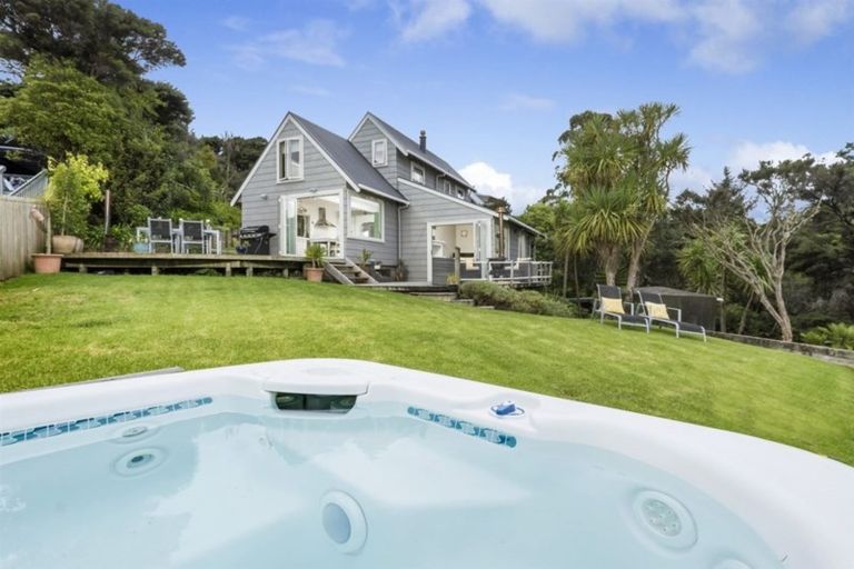 Photo of property in 81 Attwood Road, Paremoremo, Auckland, 0632