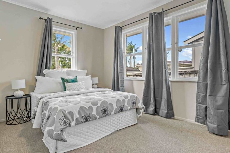 Photo of property in 20 Collie Road, Pukekohe, 2120