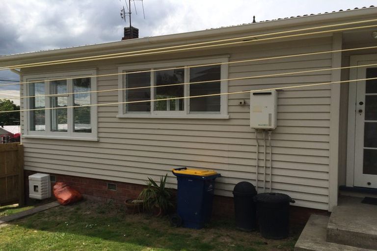 Photo of property in 1/13 Elliott Avenue, Bayview, Auckland, 0629