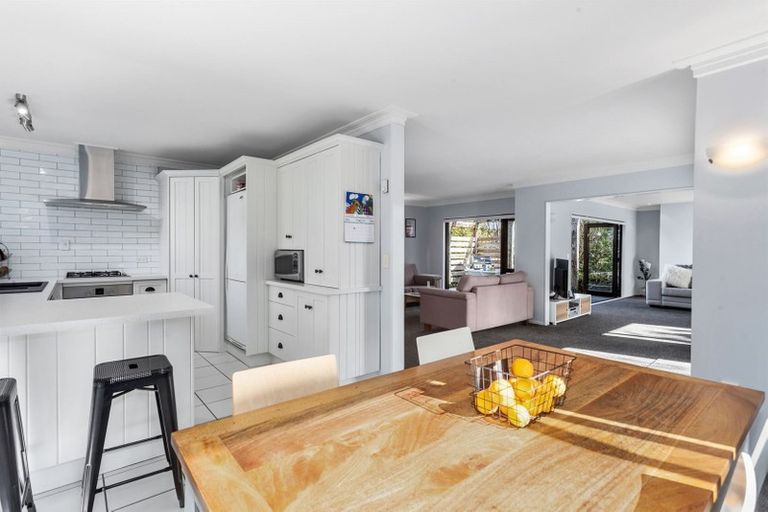 Photo of property in 1 Windsor Rise, Whakatane, 3120