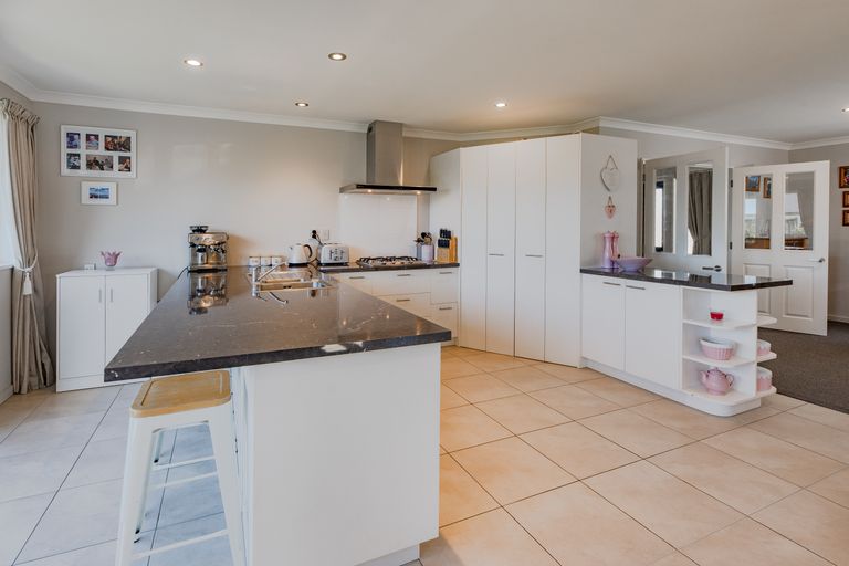 Photo of property in 52 Beaumont Drive, Rolleston, 7614