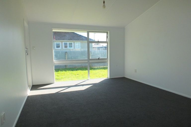 Photo of property in 33a Avenue Road, Foxton, 4814