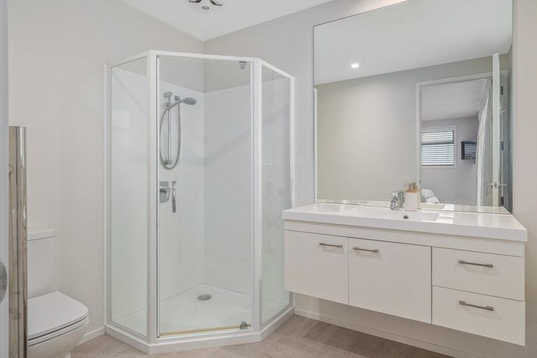 Photo of property in 38 Te Aranga Drive, Papamoa Beach, Papamoa, 3118