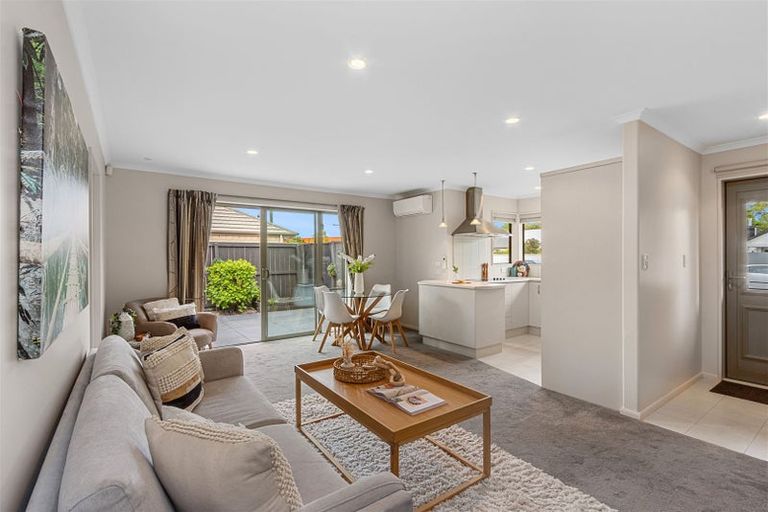 Photo of property in 1/241 Matsons Avenue, Papanui, Christchurch, 8053