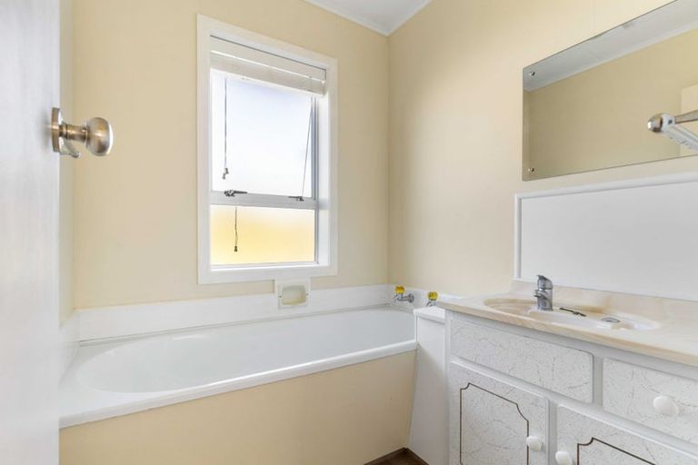 Photo of property in 312 Williamson Road, Whangamata, 3620