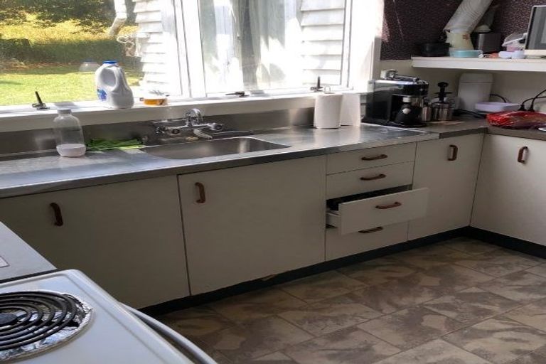 Photo of property in 950 State Highway 1, Oakleigh, Whangarei, 0171