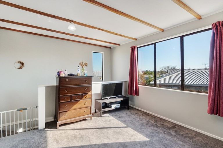 Photo of property in 44 Lansdowne Crescent, Glenview, Hamilton, 3206