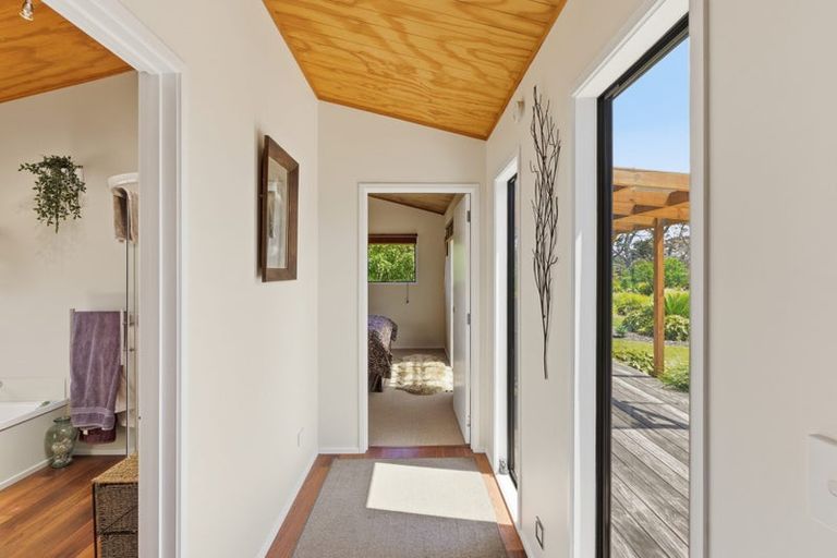 Photo of property in 4037b Far Road North, Pukenui, 0484