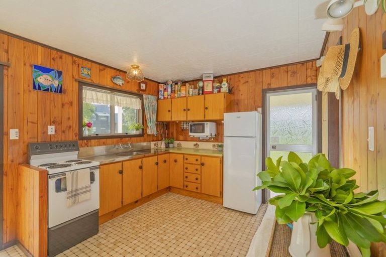 Photo of property in 126 Captain Cook Road, Cooks Beach, Whitianga, 3591