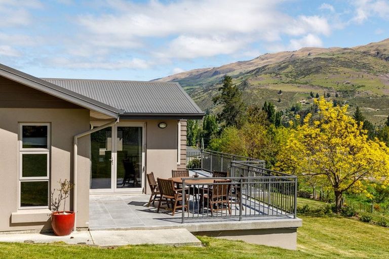 Photo of property in 126 Roxburgh East Road, Roxburgh East, Roxburgh, 9571