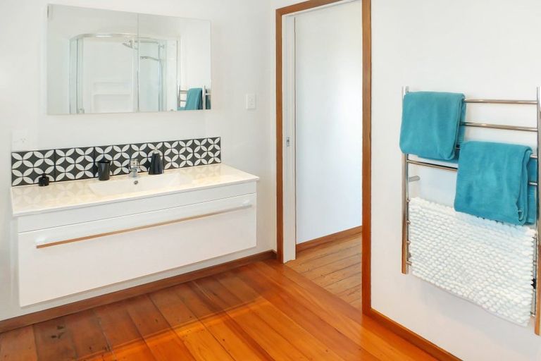 Photo of property in 8a Te Awa Street, Foxton Beach, Foxton, 4815