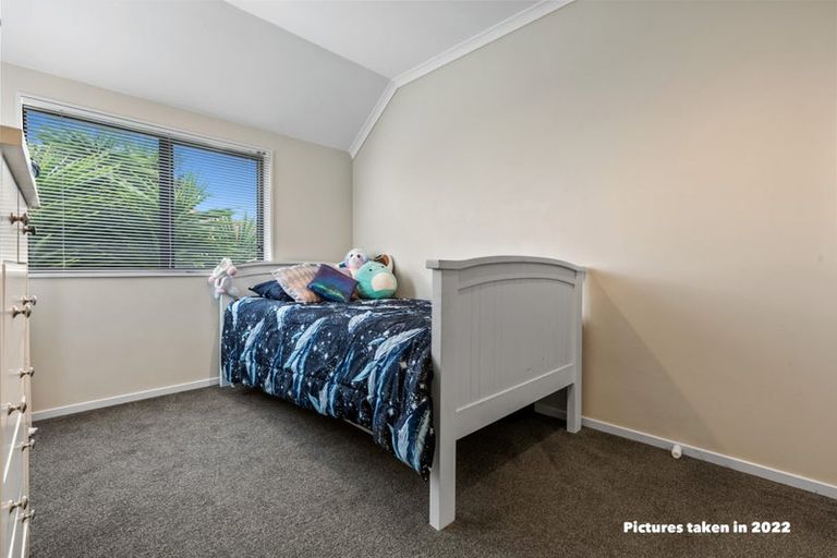Photo of property in 31d Chieftain Rise, Goodwood Heights, Auckland, 2105