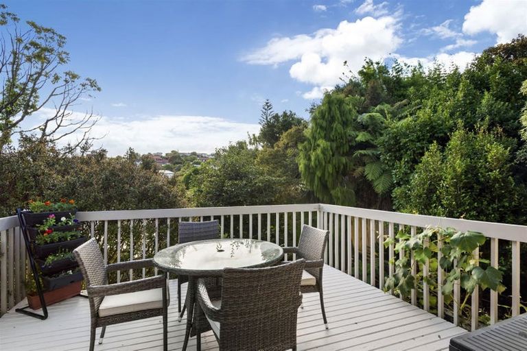 Photo of property in 1 Cranston Street, Torbay, Auckland, 0632