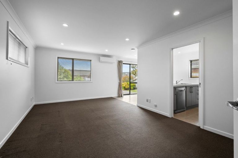 Photo of property in 52 Brooklyn Heights Drive, Kelvin Grove, Palmerston North, 4414