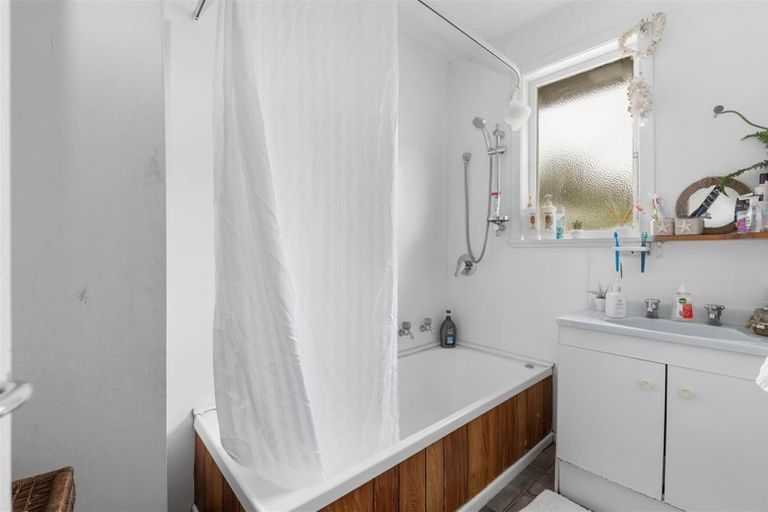 Photo of property in 3 Liane Place, Mangakakahi, Rotorua, 3015