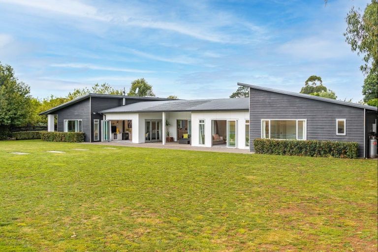 Photo of property in 26 Cotter Street, Greytown, 5712