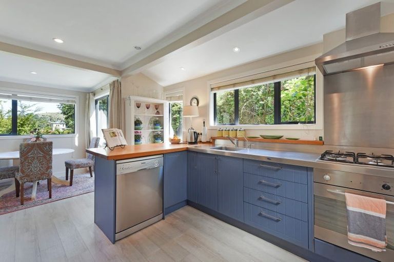 Photo of property in 202 Hampden Terrace, Nelson South, Nelson, 7010