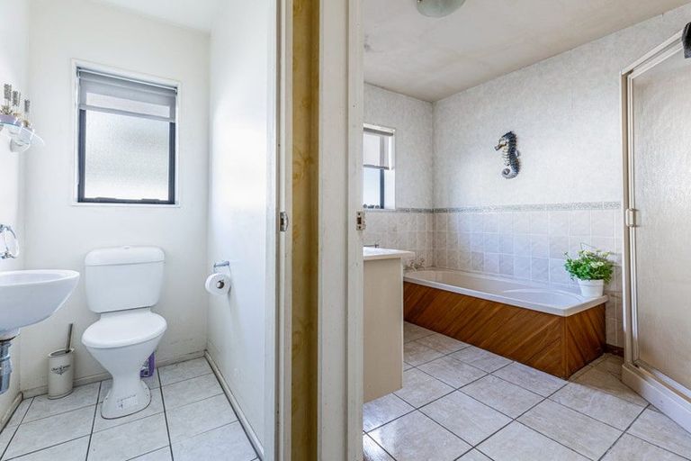 Photo of property in 4 Wiseley Road, Hobsonville, Auckland, 0618