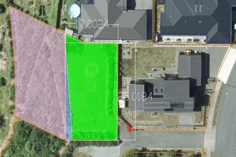 Photo of property in 20 Aderman Place, Hurworth, New Plymouth, 4310