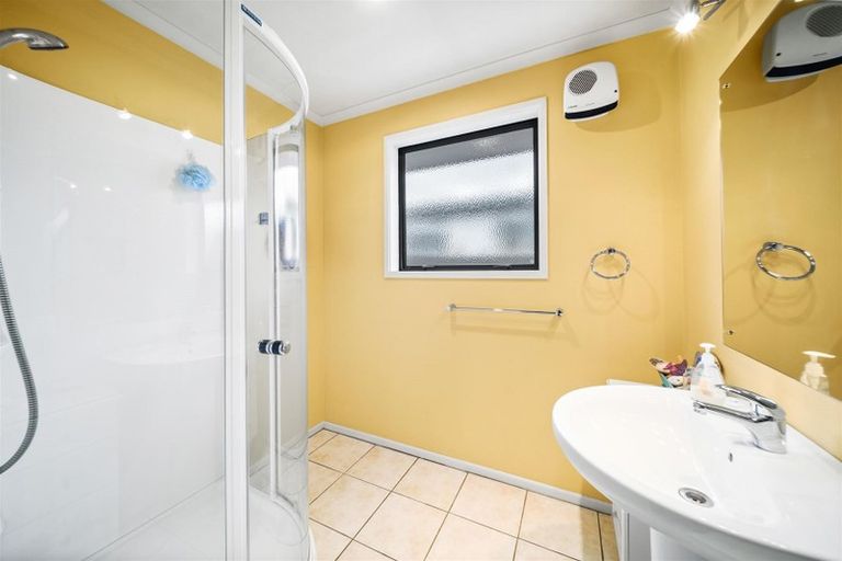 Photo of property in 125 Kings Drive, Wanaka, 9305