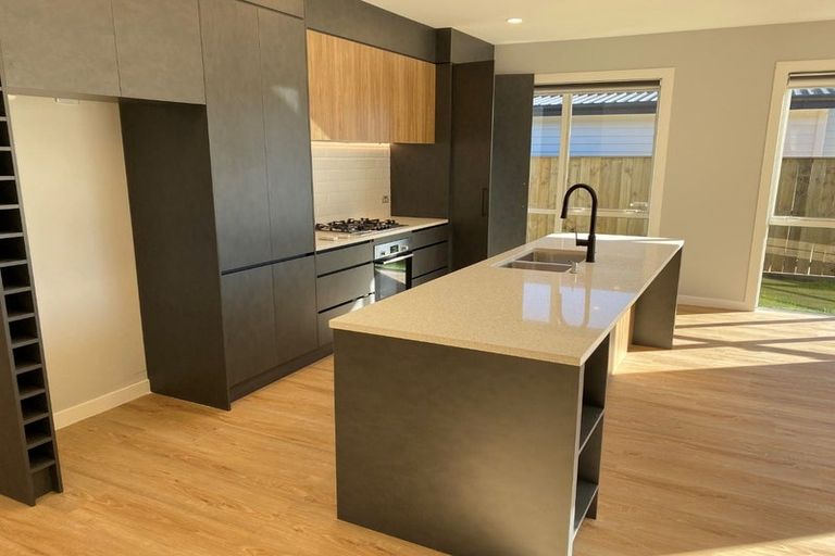 Photo of property in 4 Tokatai Road, Waimauku, 0812