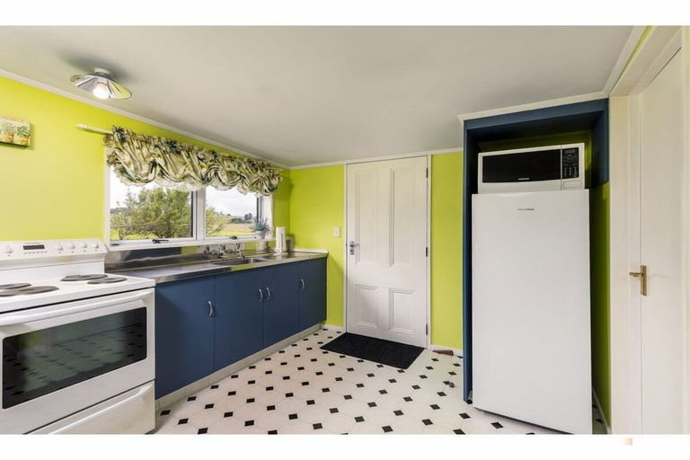 Photo of property in 749 Hakataramea Highway, Waimate, 7977