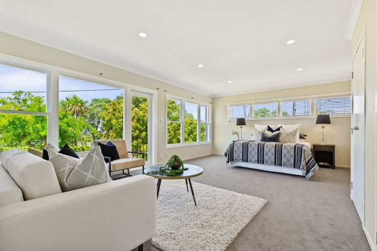 Photo of property in 36 Montgomery Avenue, Rothesay Bay, Auckland, 0630