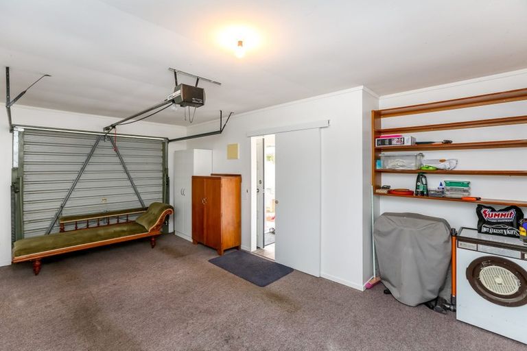 Photo of property in 31 Barrett Street, Westown, New Plymouth, 4310