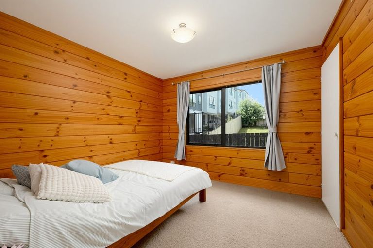 Photo of property in 5/7 Duncan Avenue, Te Atatu South, Auckland, 0610