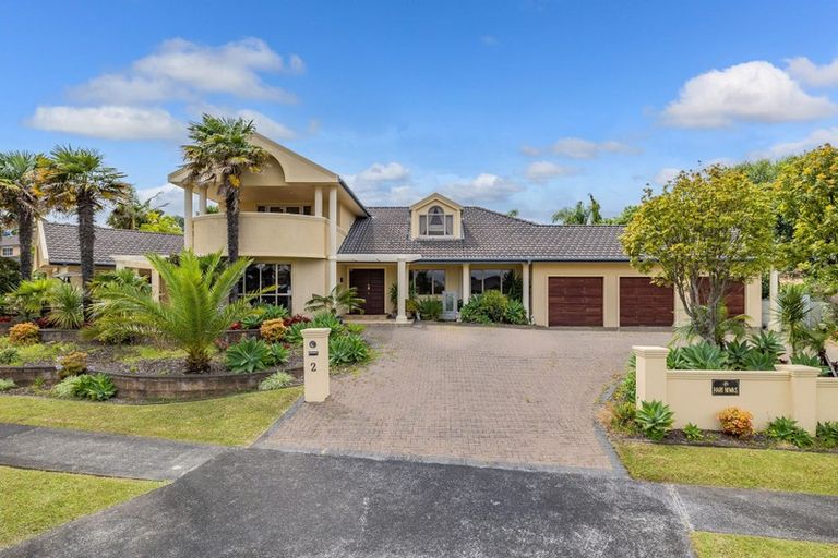 Photo of property in 2 Anaheim Boulevard, Shamrock Park, Auckland, 2016